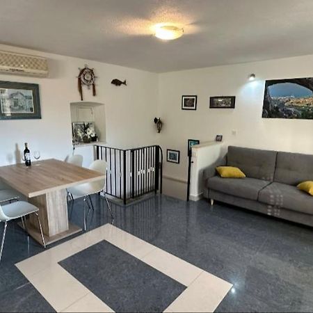 Apartmani Dalmacija Brela Exterior foto