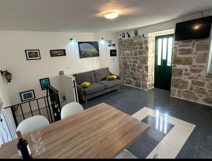 Apartmani Dalmacija Brela Exterior foto