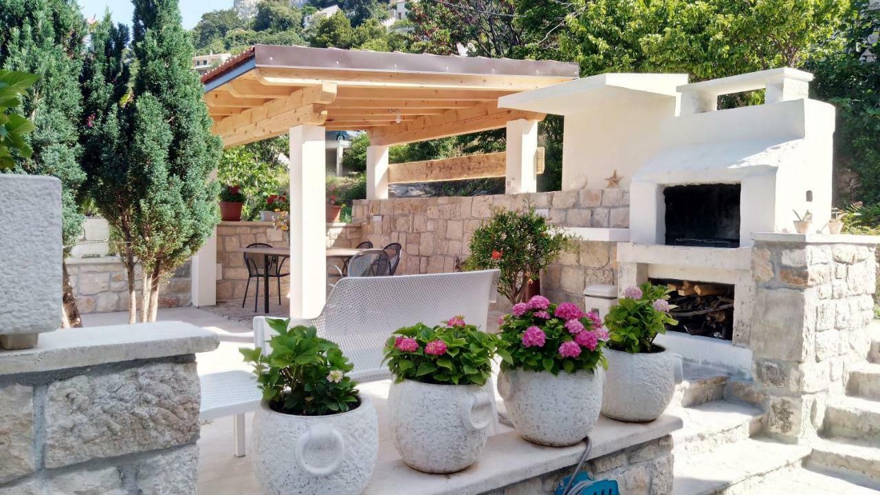 Apartmani Dalmacija Brela Exterior foto