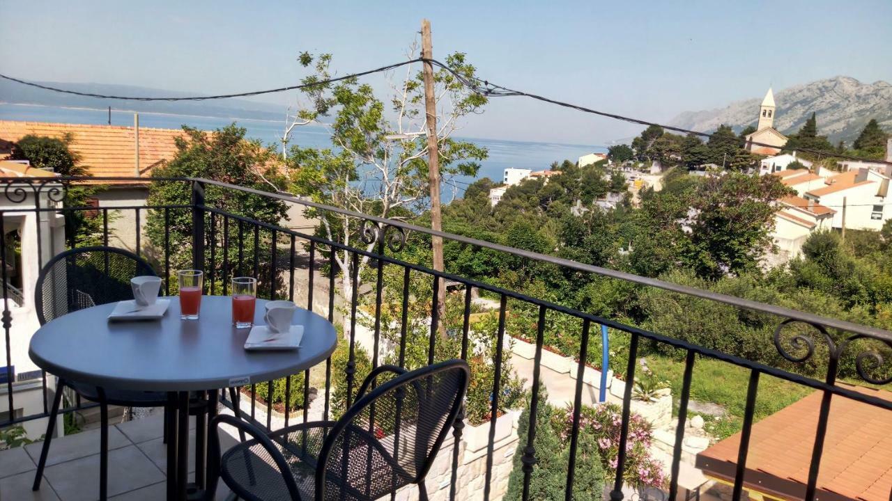 Apartmani Dalmacija Brela Exterior foto