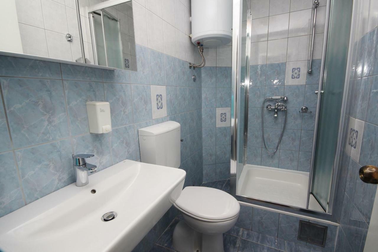 Apartmani Dalmacija Brela Exterior foto