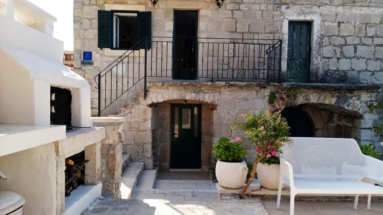 Apartmani Dalmacija Brela Exterior foto