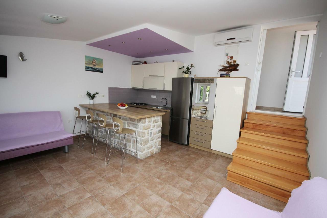 Apartmani Dalmacija Brela Exterior foto